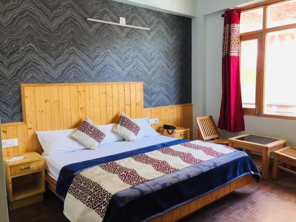 Hotel Corner Retreat Манали Экстерьер фото